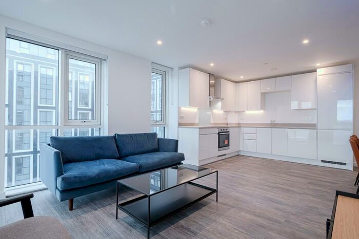 3 Bedroom Apartment To Rent In Strand Street Liverpool, L1