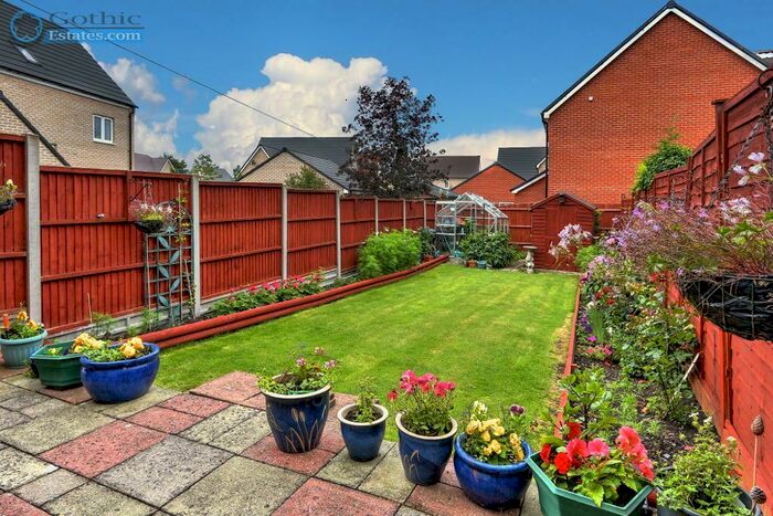 3 Bedroom Terraced House For Sale In High Street, Arlesey, SG15