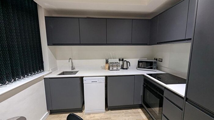 1 Bedroom Flat For Sale In Paragon House B, Seymour Grove, M16