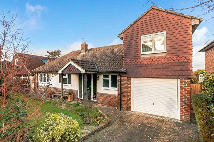 4 Bedroom Detached House For Sale In Highlands Avenue, Ridgewood, TN22