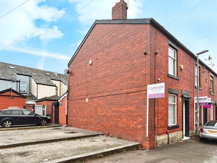 2 Bedroom Terraced House For Sale In Freetrade Street, Rochdale, OL11
