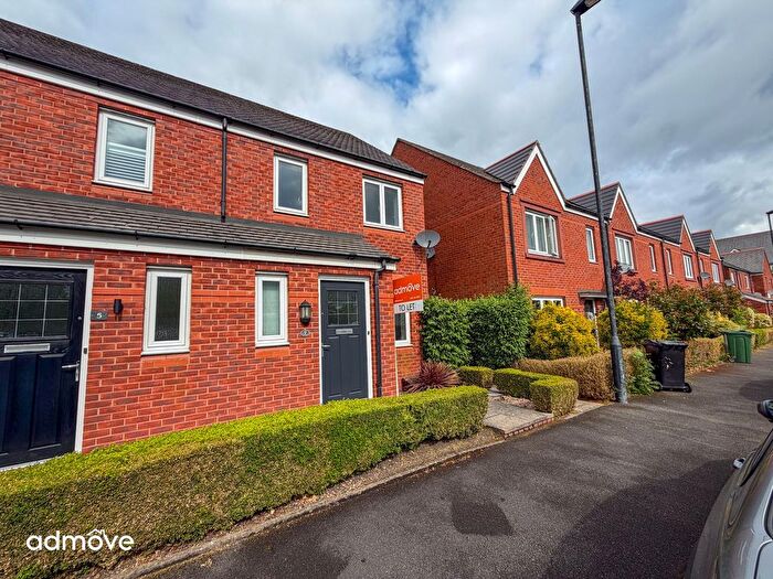 2 Bedroom Semi-Detached House To Rent In Draybank Road, Broadheath, WA14