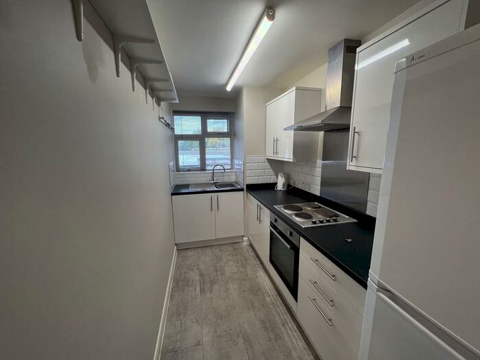 1 Bedroom Apartment To Rent In Princeton House, Rivermead, NG2