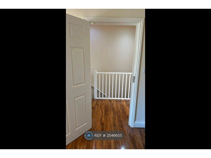 1 Bedroom Flat To Rent In Langthorne Road, London, E11