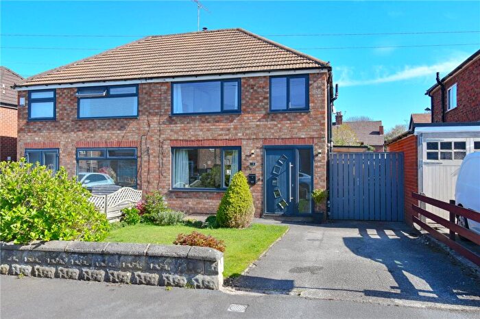 3 Bedroom Semi Detached House For Sale In Stanhope Drive, Bromborough, Wirral, CH62