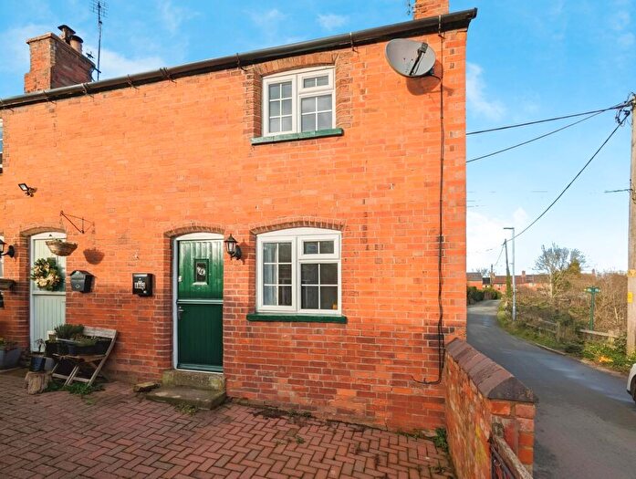 2 Bedroom House To Rent In Pit Hill, Leicester, LE8