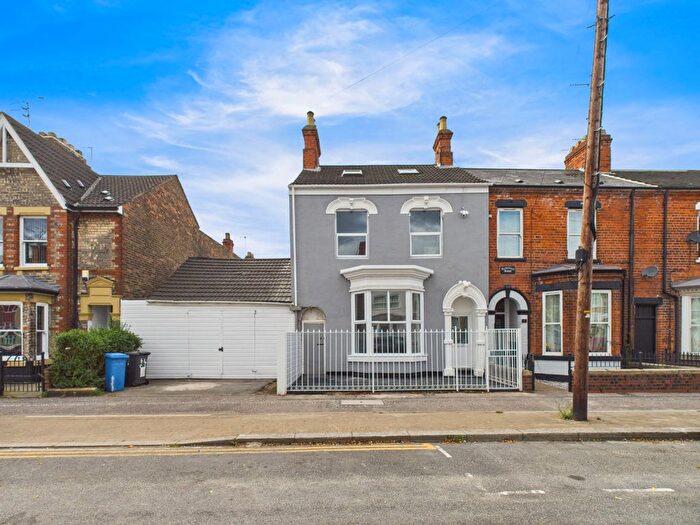 4 Bedroom End Terrace House For Sale In Plane Street, Hull, HU3