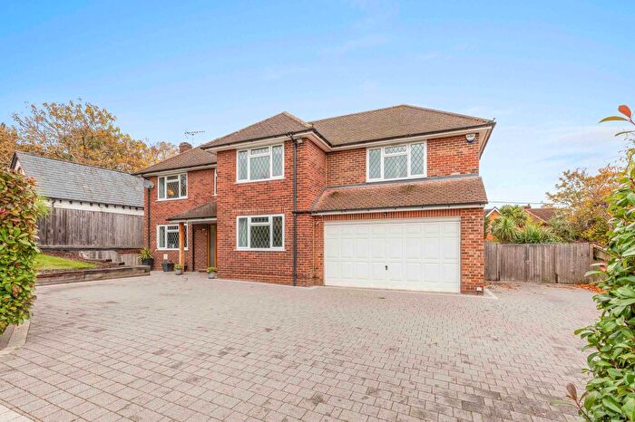 5 Bedroom Detached House For Sale In Spinfield Lane West, Marlow, SL7