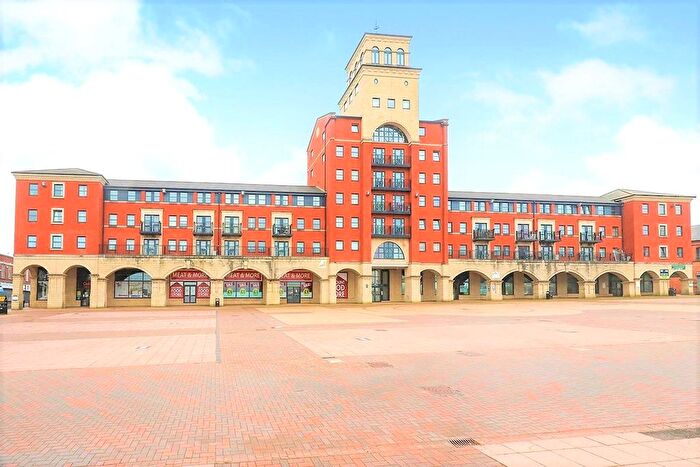 2 Bedroom Flat To Rent In Market Square, Wolverhampton, West Midlands, WV3