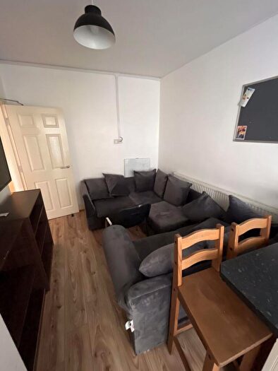 3 Bedroom House Of Multiple Occupation To Rent In Ilkeston Road, Lenton, Nottingham, NG7