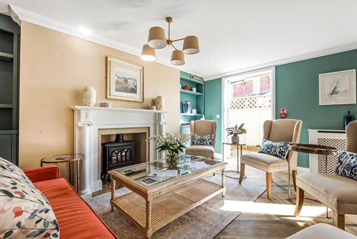 1 Bedroom Retirement Property For Sale In Pound Lane, Wareham, Dorset, BH20 - Photo 6