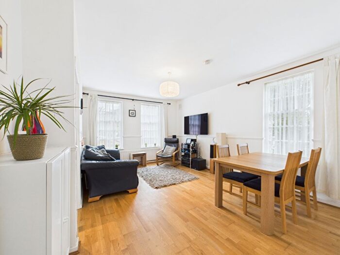 2 Bedroom Flat For Sale In Firtree Court, Mays Hill Road, Bromley, Kent, BR2