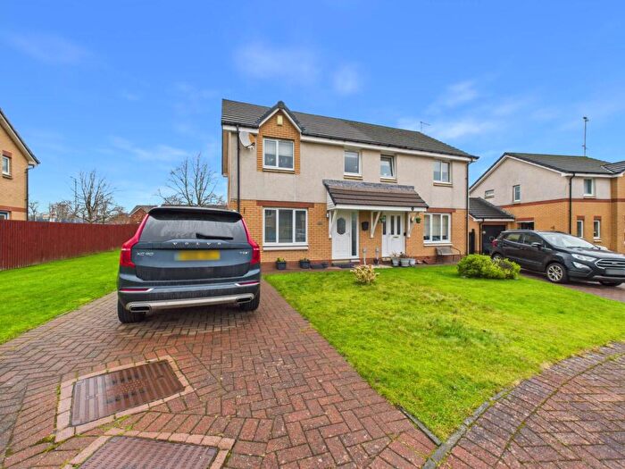 3 Bedroom Semi Detached House To Rent In Newtyle Drive, Nitshill, G53