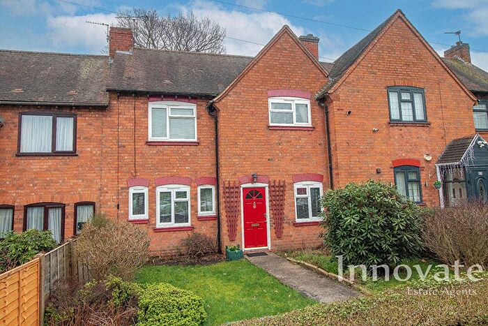 3 Bedroom Terraced House For Sale In Primrose Hill, Smethwick, B67