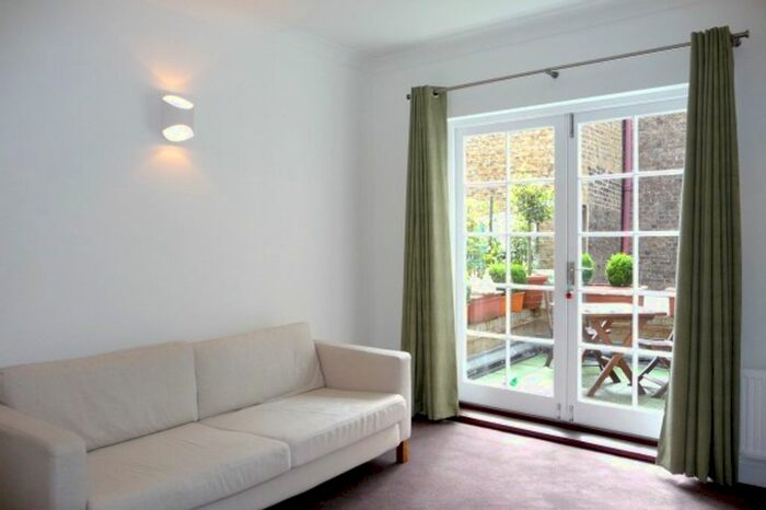 1 Bedroom Flat To Rent In Bermondsey Street, London, SE1