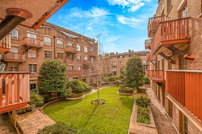 1 Bedroom Flat For Sale In The Circle, Queen Elizabeth Street, SE1
