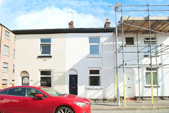 2 Bedroom Terraced House To Rent In Brown Street, Macclesfield, Cheshire, SK11