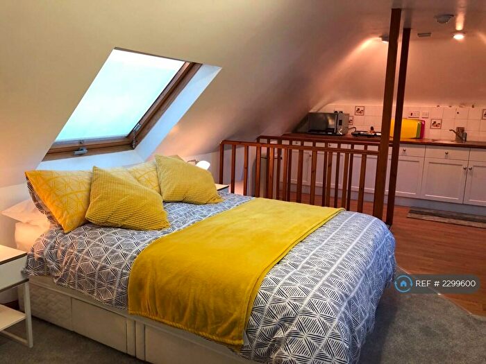 Studio To Rent In Partridge Hill, Landford, Salisbury, SP5