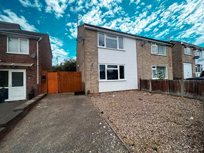 2 Bedroom Semi-Detached House To Rent In Nene Drive, Oadby, LE2