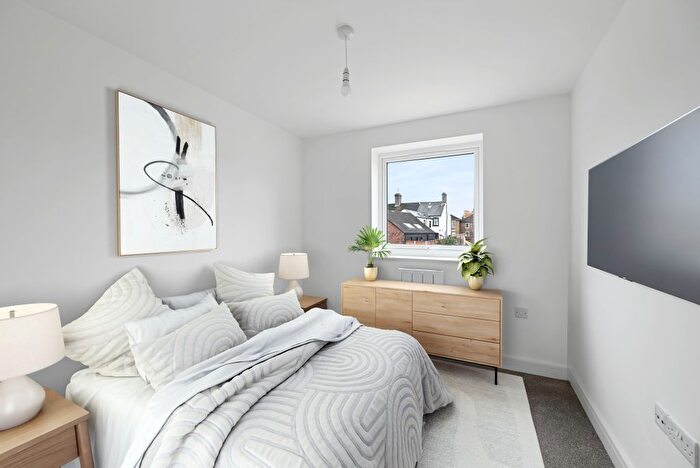 2 Bedroom Flat To Rent In Guild House, Oundle Road, Peterborough, PE2