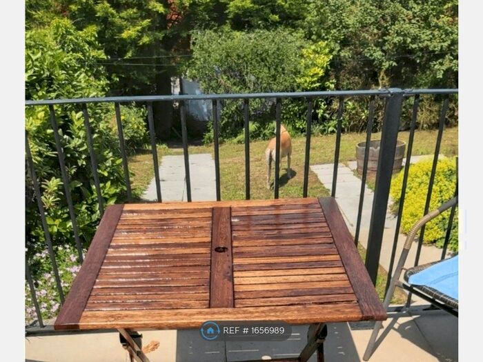 2 Bedroom Bungalow To Rent In Zion Street, Bacup, OL13