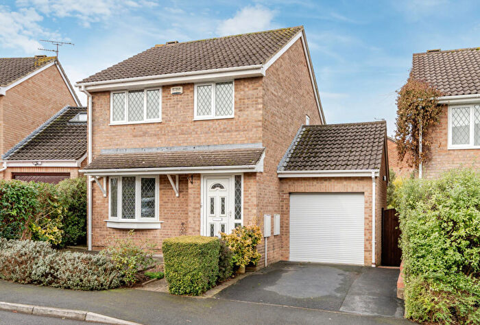 3 Bedroom Detached House For Sale In Field View Drive, Downend, Bristol, BS16