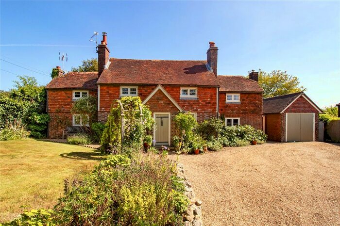 4 Bedroom Detached House For Sale In Palmers Green Lane, Brenchley, Tonbridge, Kent, TN12