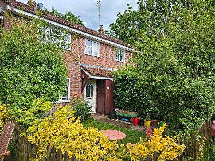 3 Bedroom Terraced House For Sale In Green Park Corner, Wivelsfield Green, Haywards Heath, RH17