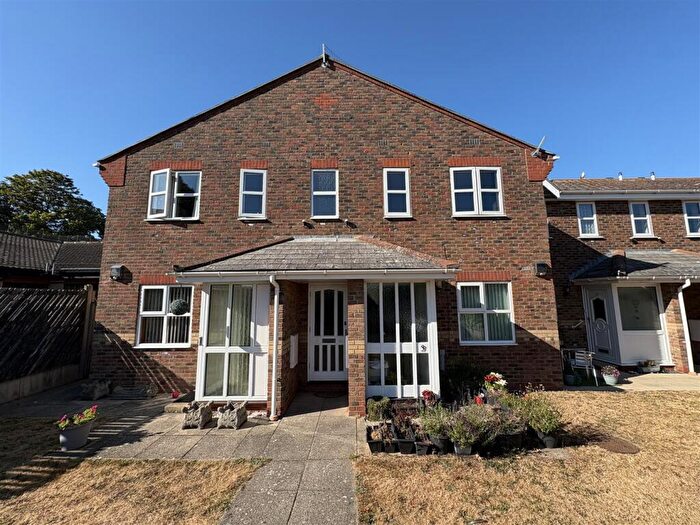1 Bedroom Apartment To Rent In Barham Court, Gorleston, NR31
