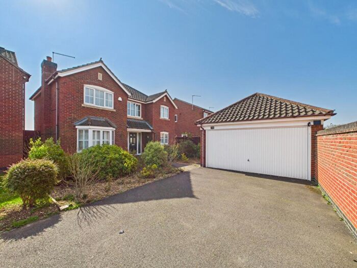 5 Bedroom Detached House For Sale In Livingstone Drive, Spalding, Lincolnshire, PE11