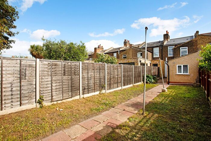 3 Bedroom Terraced House For Sale In Christchurch Way, London, SE10