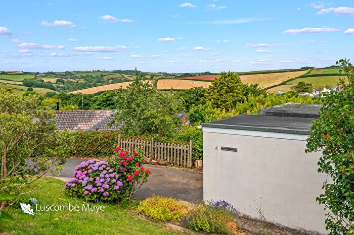 2 Bedroom Bungalow For Sale In Park Rise, Salcombe, TQ8