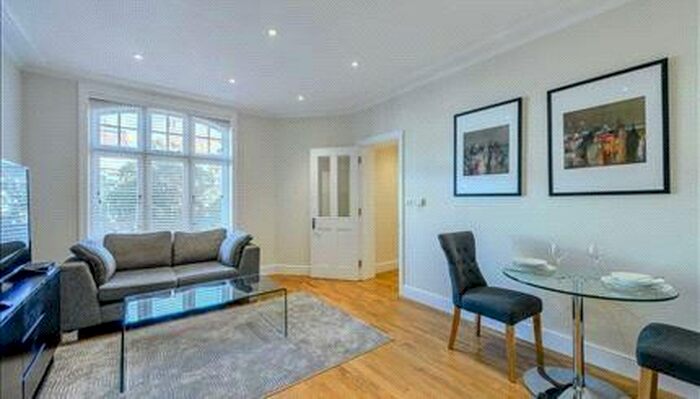1 Bedroom Flat To Rent In King Street, Ravenscourt Park, London, W6