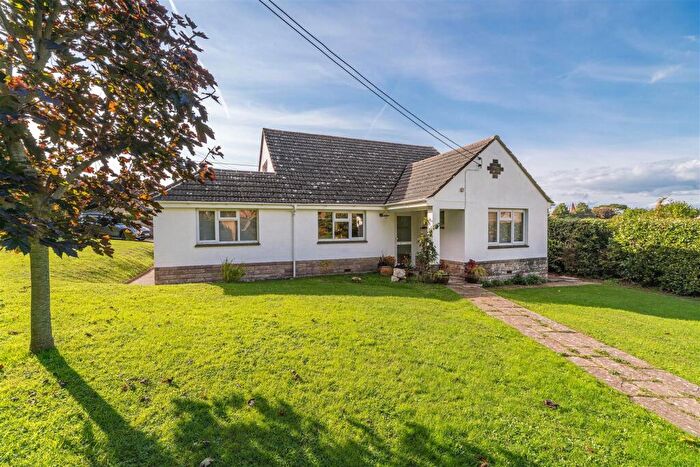 5 Bedroom Detached House For Sale In Totland Bay, Isle Of Wight, PO39