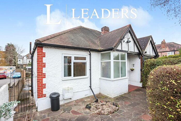 2 Bedroom Bungalow To Rent In Clock House Road, BR3