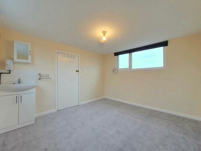 1 Bedroom Flat To Rent In Park Road, Blackpool, FY1
