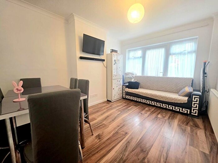 3 Bedroom Semi-Detached House To Rent In Welbeck Road, Harrow, HA2