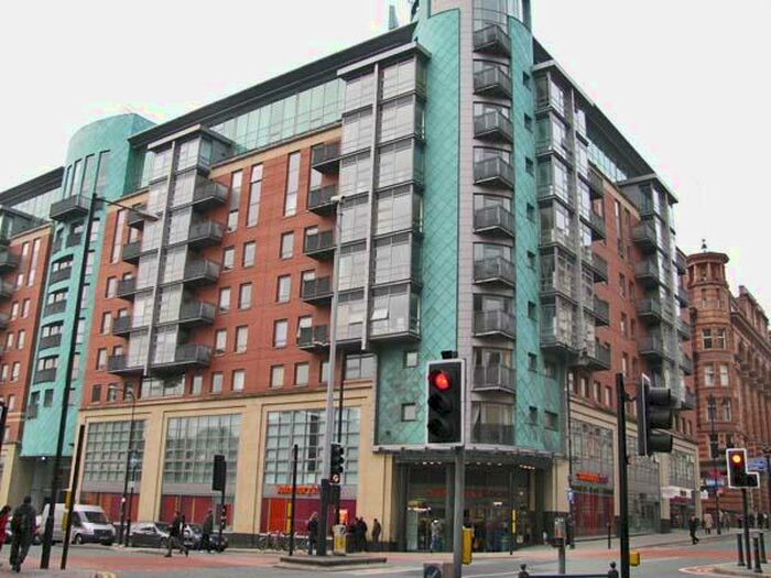 2 Bedroom Apartment To Rent In , City Centre, M1