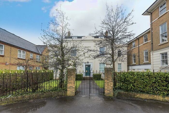 1 Bedroom Apartment To Rent In Lysander Gardens, Ewell Road, KT6