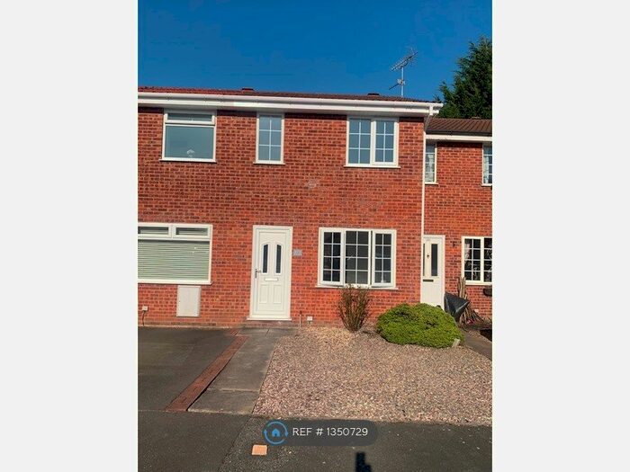 2 Bedroom Terraced House To Rent In Malpas Road, Cheshire, CW9