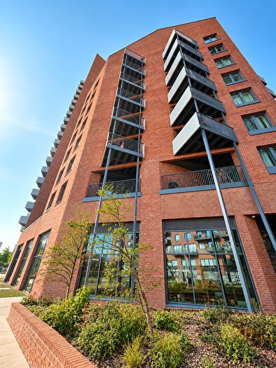 1 Bedroom Flat For Sale In Gillender Street, London, E3