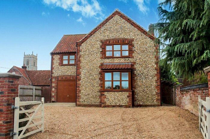 4 Bedroom Detached House For Sale In Vong Lane, Grimston, King's Lynn, PE32