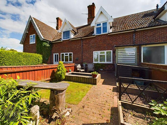 2 Bedroom Terraced House For Sale In Shinham Bridge, Great Barton, IP31