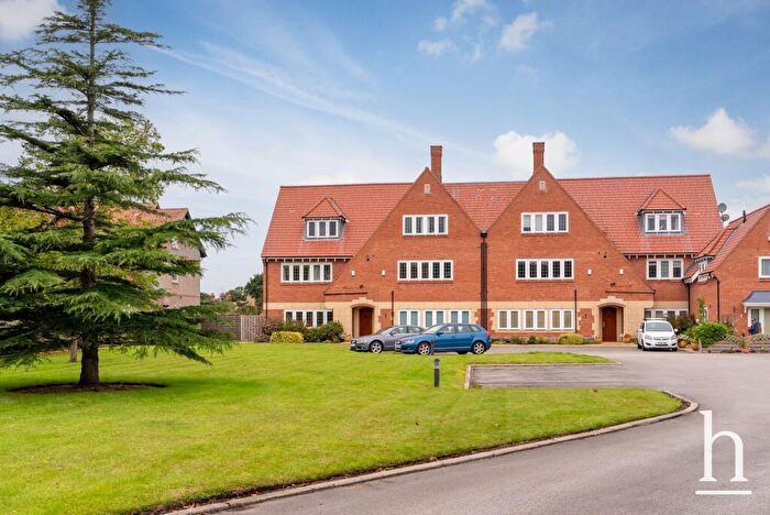 3 Bedroom Flat For Sale In Meols Drive, Hoylake, CH47