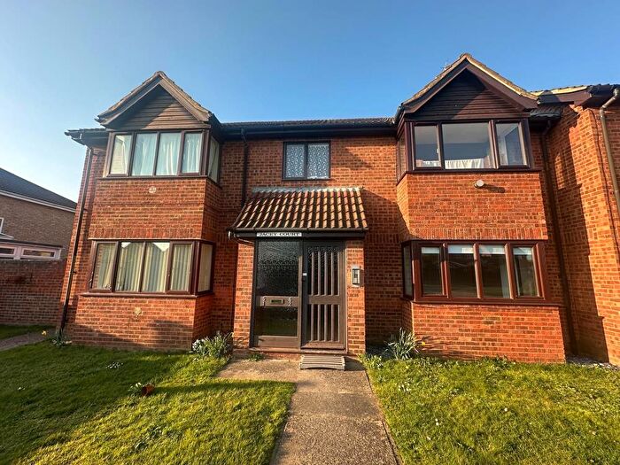 1 Bedroom Apartment To Rent In Flat Jacey Court, Hillgrounds Road, MK42