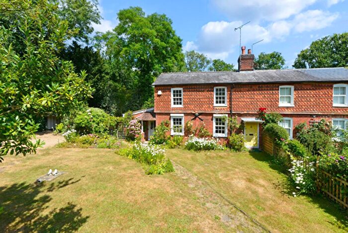 2 Bedroom Semi-Detached House For Sale In Guildford Road, Cranleigh, GU6