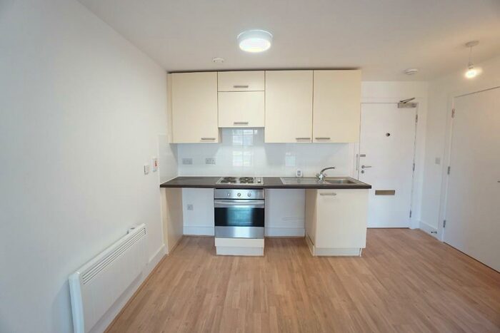 Studio To Rent In Alencon Link, Basingstoke, Hampshire, RG21