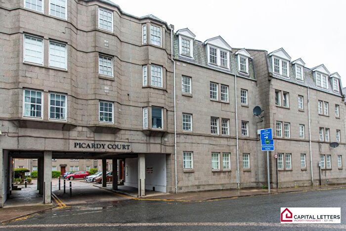 1 Bedroom Flat To Rent In Picardy Court, Aberdeen, AB10