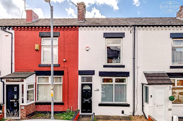 2 Bedroom Terraced House For Sale In Catherine Street West, Horwich, Bolton, BL6