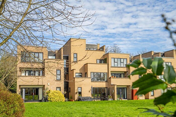 2 Bedroom Flat For Sale In Ouse Lea, York, YO30